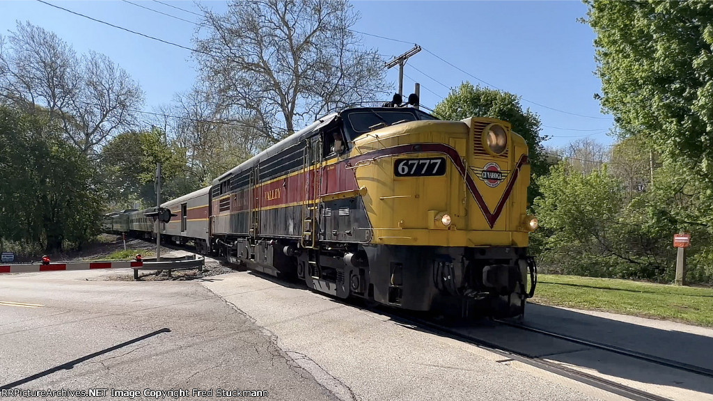 CVSR 6777 crosses Walnut and North Sts.